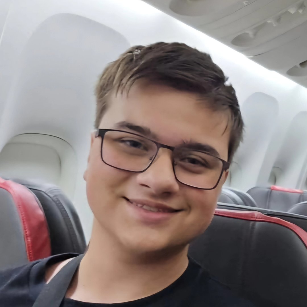 Max Guzman
